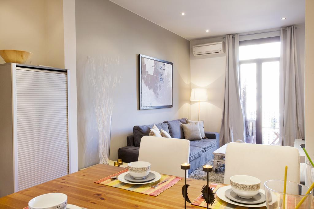 Apartments Barcelona&Home Deco Viladomat Exterior foto