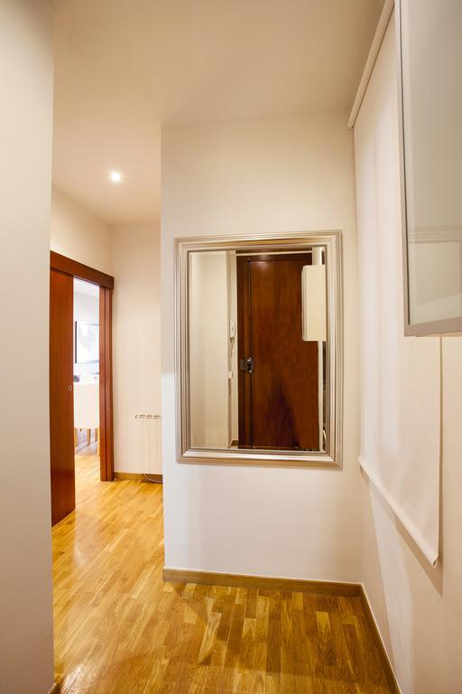 Apartments Barcelona&Home Deco Viladomat Exterior foto